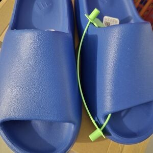 Yeezy like, Royal Blue Slide Sandals